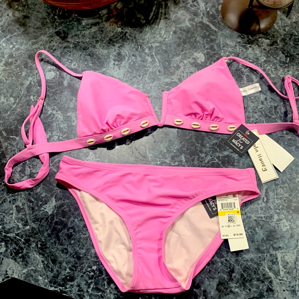 Hula Honey pink bikini! Large top, medium bottoms